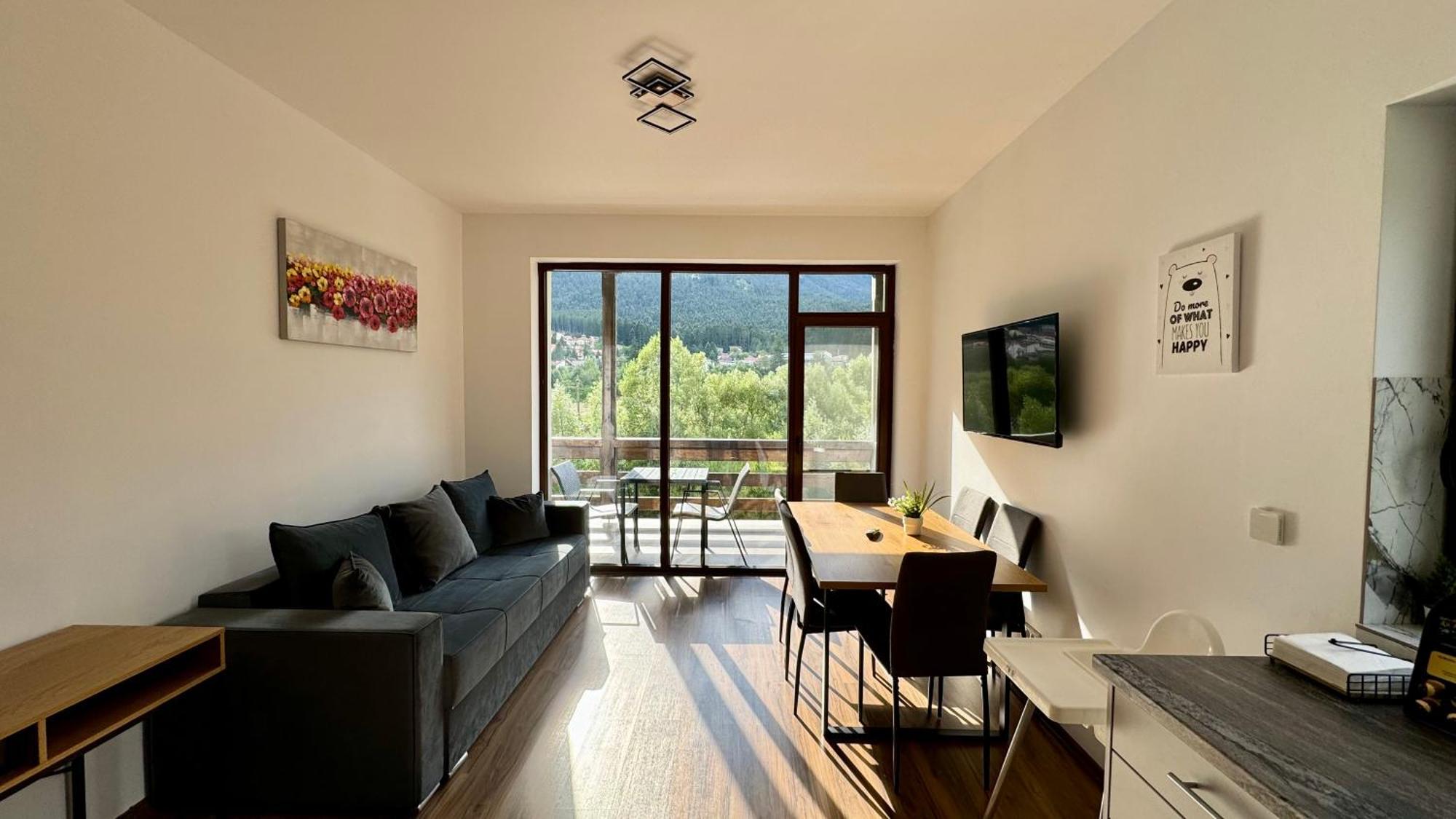 Mountain View By The River - Ev Plug