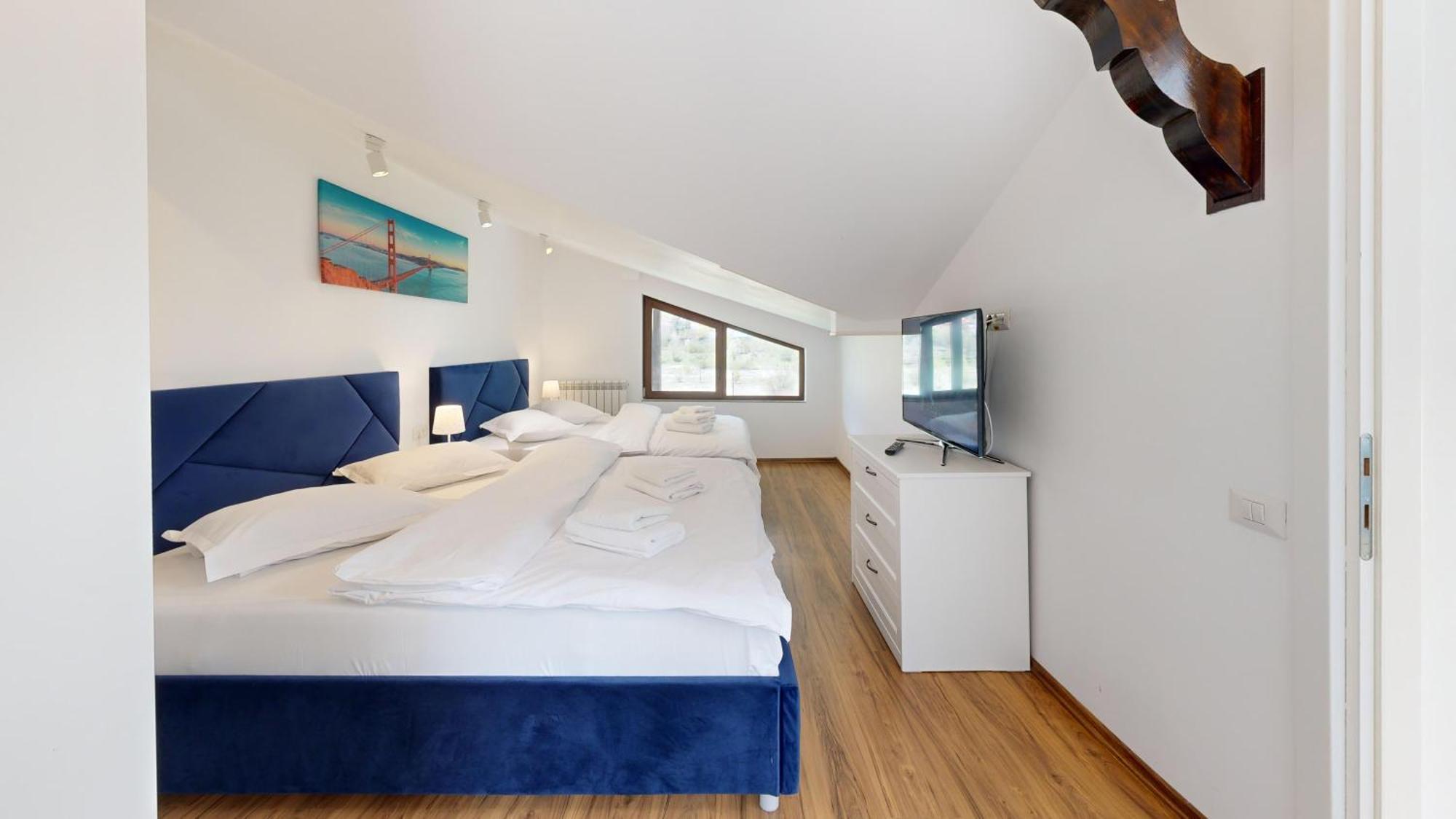 Apartment Mountain View By The River - Ev Plug