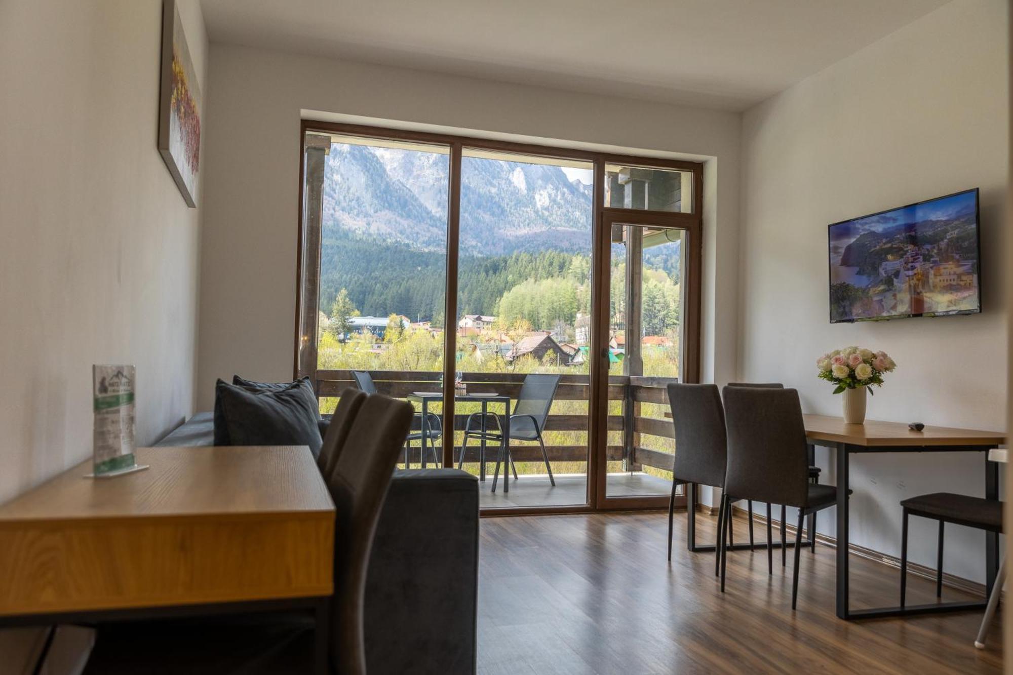 Mountain View By The River - Ev Plug * Buşteni